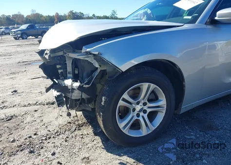 2019 Dodge Charger Sxt Rwd z USA, uszkodzony, nr VIN 2C3CDXBG0KH709342